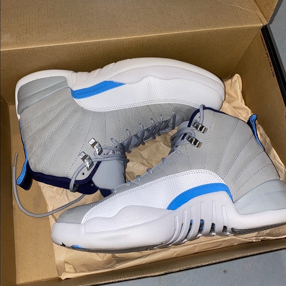 Jordan Retro 12 Unc Men’s size 7.5US(fits women 9) - Picture 4 of 7